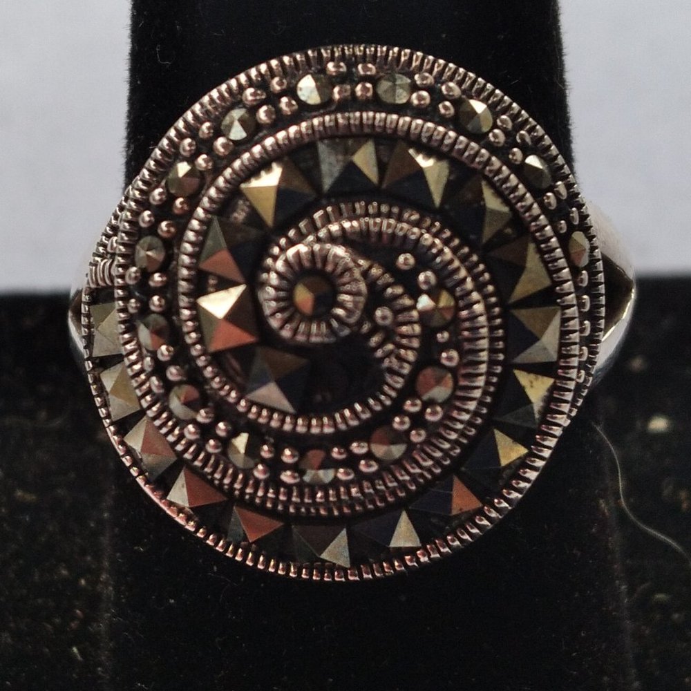 Vintage .925 Sterling Silver and Marcasite Ring